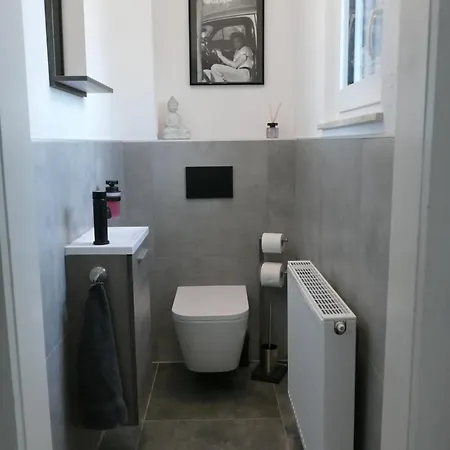 Grosszuegige Monteurwohnung Apartman *